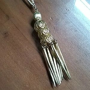Tassel necklace